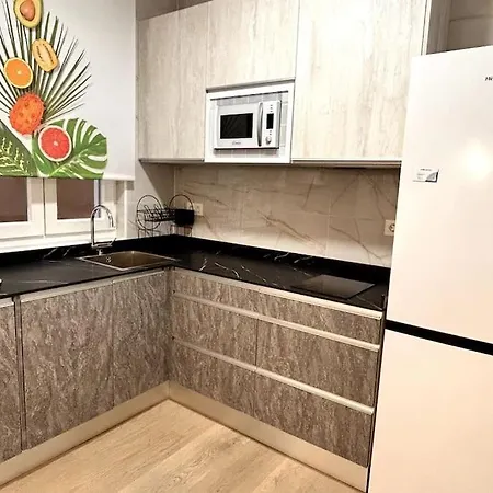 Lujo Proyector, Maquina Arcade, Wifi Y Patinetes * Oviédo