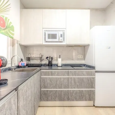Apartamento Lujo Proyector, Maquina Arcade, Wifi Y Patinetes Oviedo