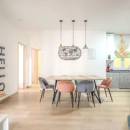Apartamento Lujo Proyector, Maquina Arcade, Wifi Y Patinetes Oviedo