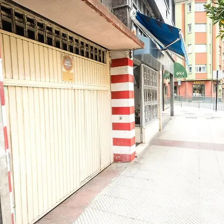Lujo Proyector, Maquina Arcade, Wifi Y Patinetes * Oviedo
