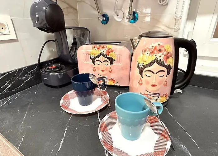 Lujo Proyector, Maquina Arcade, Wifi Y Patinetes Apartment Oviédo